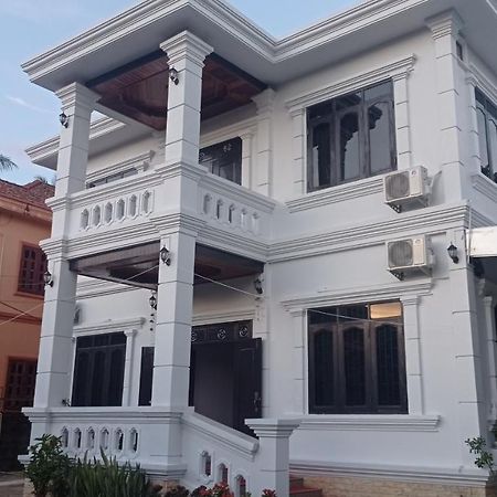 Inthavong Hotel/Guest House Vang Vieng Extérieur photo