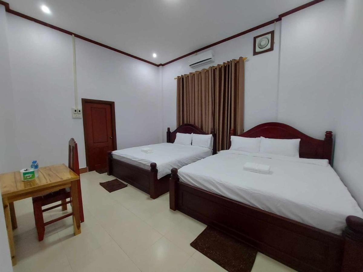 Inthavong Hotel/Guest House Vang Vieng Extérieur photo